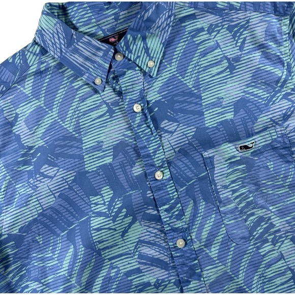 Vineyard Vines Other - Vineyard Vine Classic Fit‎ Hawaiian Camp Shirt Men's XL Blue Palms Short Sleeve